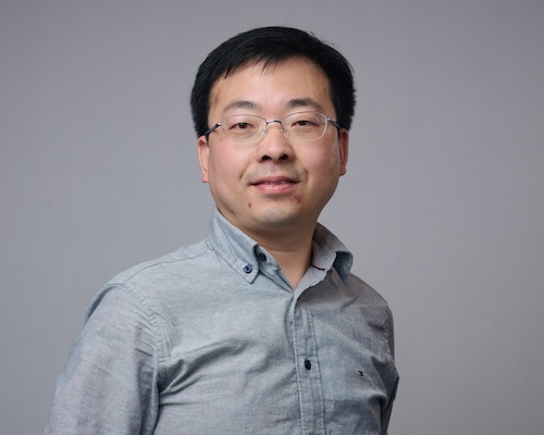 Portrait of Prof. Yi-Xin Liu